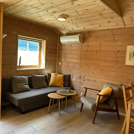 Haugo Utleige * Voss